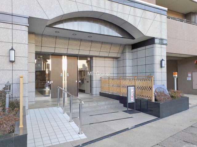 �G���g�����X -