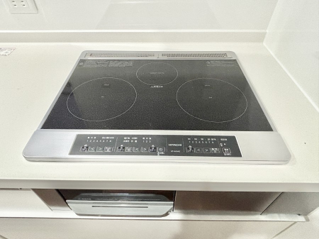 ���̑����� IH�N�b�L���O�q�[�^�[�͓V�̒����ʂ��t���b�g�Ȃ̂Œ�����̓T�b�ƈ�@�����邾���I