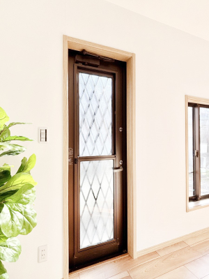 ���̑����� �L�b�`���ɖ��邳���v���X���Ă���鏟����B������Ƃ����S�~�o���Ȃǂɕ֗��ł��I