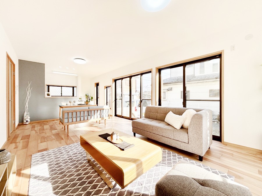 ���r���O ���邢�z���ɕ�܂��S�n�̂悢�L�X���r���O�ŉƑ��c��񂪉߂����܂��I