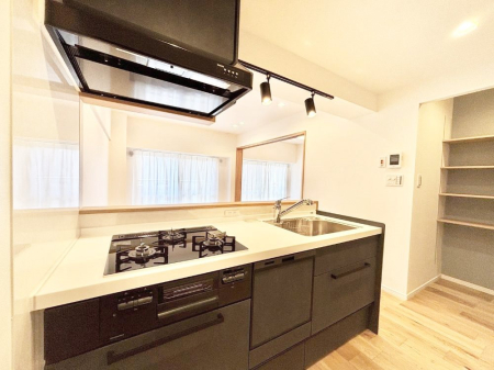 �L�b�`�� �����g���L�b�`��������A�g���₷�����������̂��₷���ɂ������܂����B  