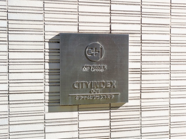 �G���g�����X -