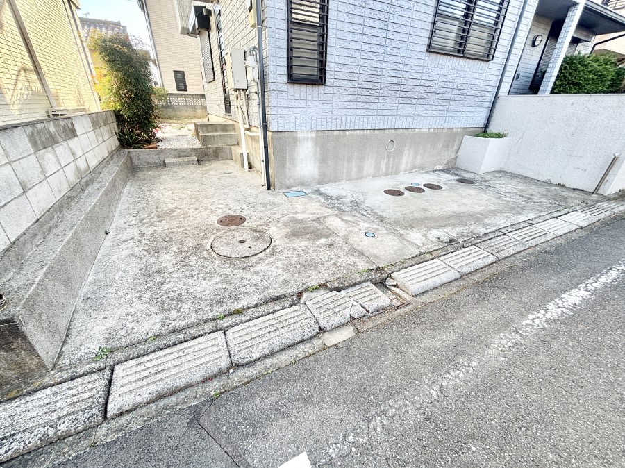  �����Ɍ������Ȃ����ԃX�y�[�X�B