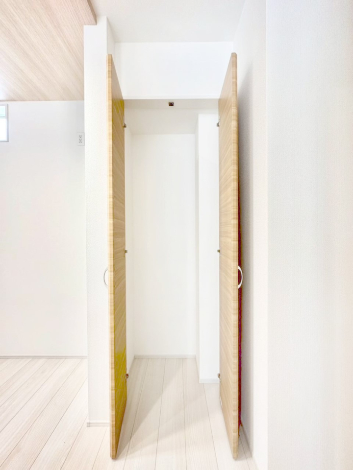 ���̑����� �H�i������i�A�������Ȃǂ̃X�g�b�N�����[���Ă������Ƃ��ł��ĕ֗��I  