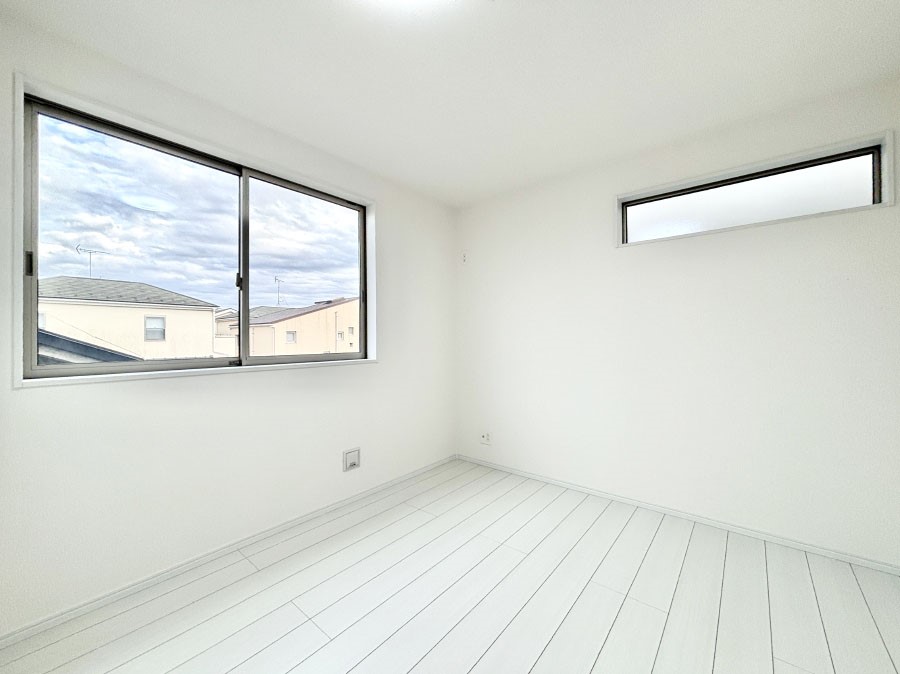 �q������ �Q�ʍ̌��Ŗ��邳�����ʂ��ǍD�I