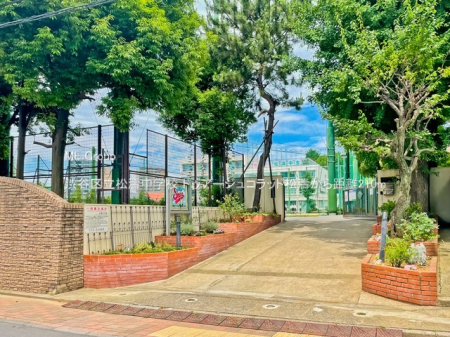 ���ӊ� ���w�Z 210m �a�J�旧�������w�Z