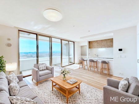 ���r���O �傫�ȑ����炽���Ղ�̗z���ƕ����������郊�r���O�@���Ƌ��CG�ł�  