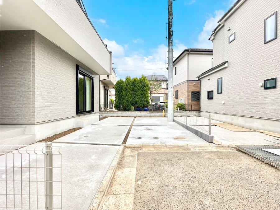  �����Ɍ������Ȃ����ԃX�y�[�X�B