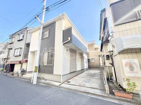 ���n�O�ώʐ^ ���ʂ��̗ǂ��ƂƂ��ɁA�X���݂ɊJ������^���Ă���܂��B 