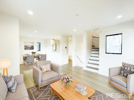 ���r���O �������������͋C�̂k�c�j�͉Ƒ��݂�Ȃ̉��K��ԁ��Ƌ��CG�ł�