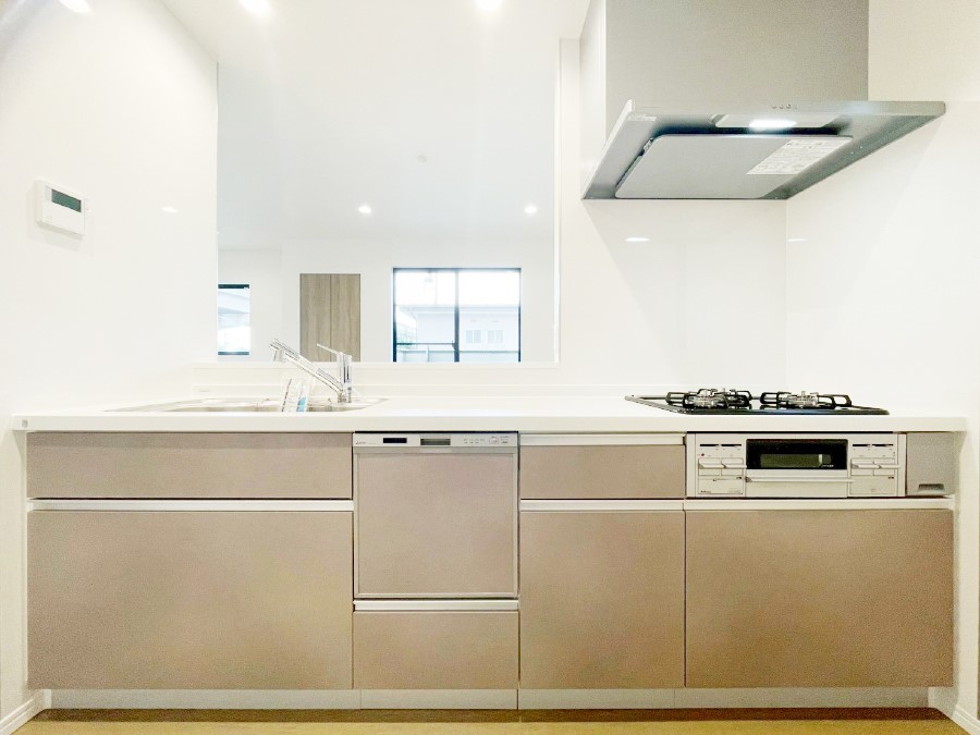 �L�b�`�� �������������I�ɁA�y�����I�V�X�e���L�b�`��