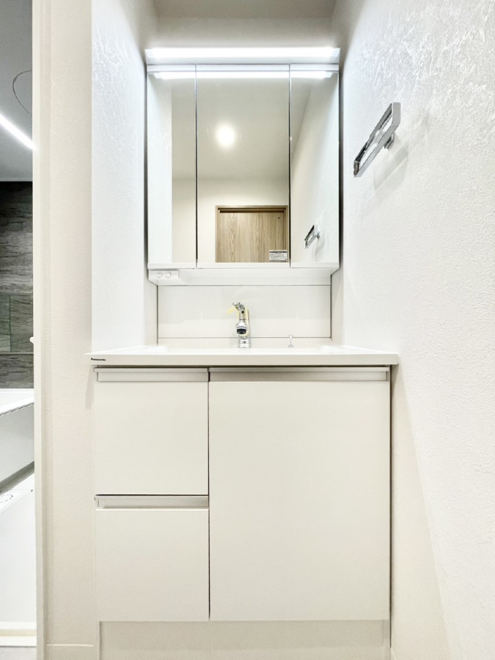 ���ʑ�E���ʏ� �傫�����₷���O�ʋ��Ő�����������ʑ�́A�g�����Ȃ݃`�F�b�N�┧�̂������ɂ������߂ł��B