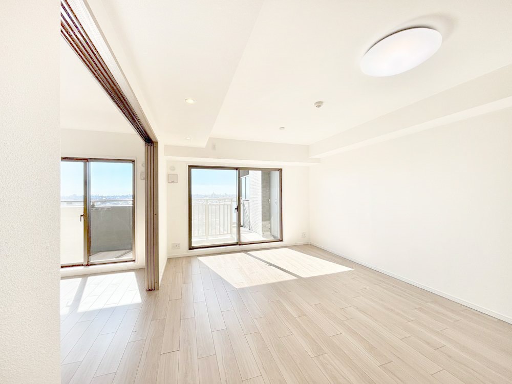 ���r���O �Ƒ��c���̎��Ԃ����������Ȃ��났�̃��r���O�_�C�j���O�B   