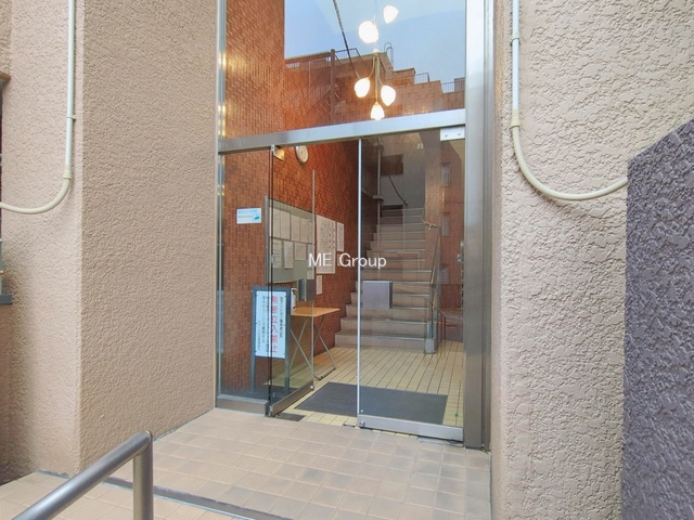 �G���g�����X -