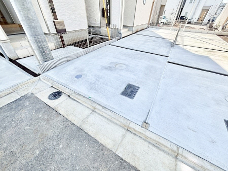  �����Ɍ������Ȃ����ԃX�y�[�X�B