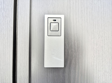 ���� ���N���N�J���I�X�}�[�g�R���g���[���L�[�B