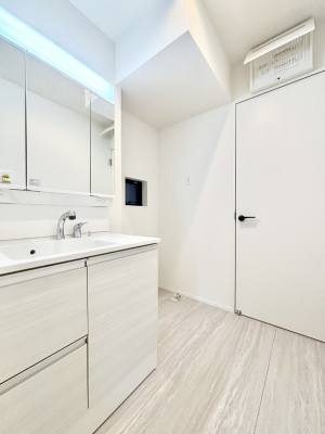 ���̑� �L�X�Ƃ�Ƃ�̂��郉���h���[�X�y�[�X�@