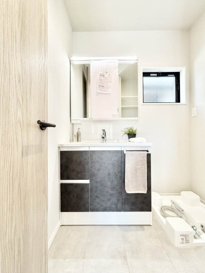 ���ʑ�E���ʏ� ���[�͂Ƌ@�\���ɗD�ꂽ���ʉ��ϑ�