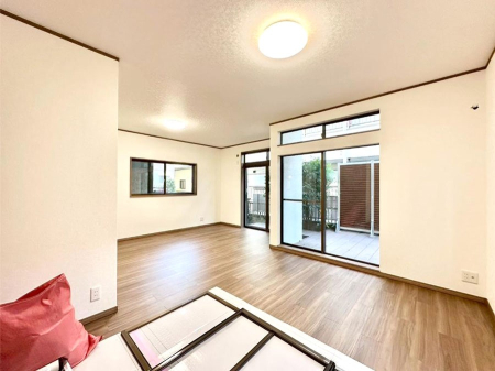 ���r���O �������������͋C�̂k�c�j�͉Ƒ��݂�Ȃ̉��K���  