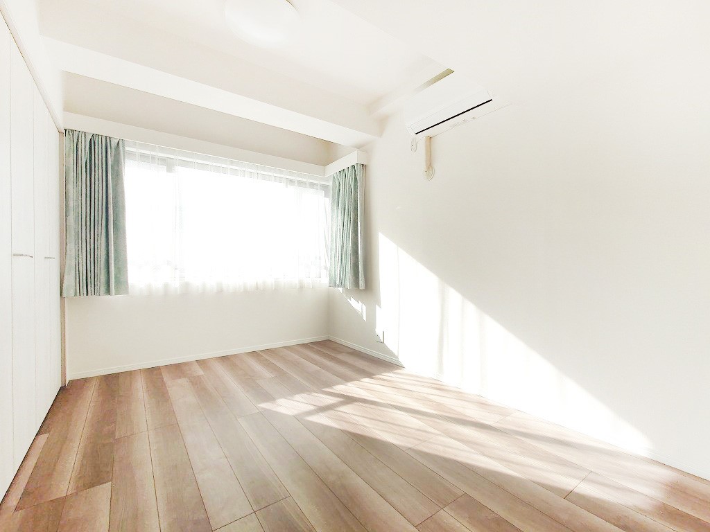 ���̑����� �u�₩�ȓ��������������S�̂�D������ݍ���ł���܂�