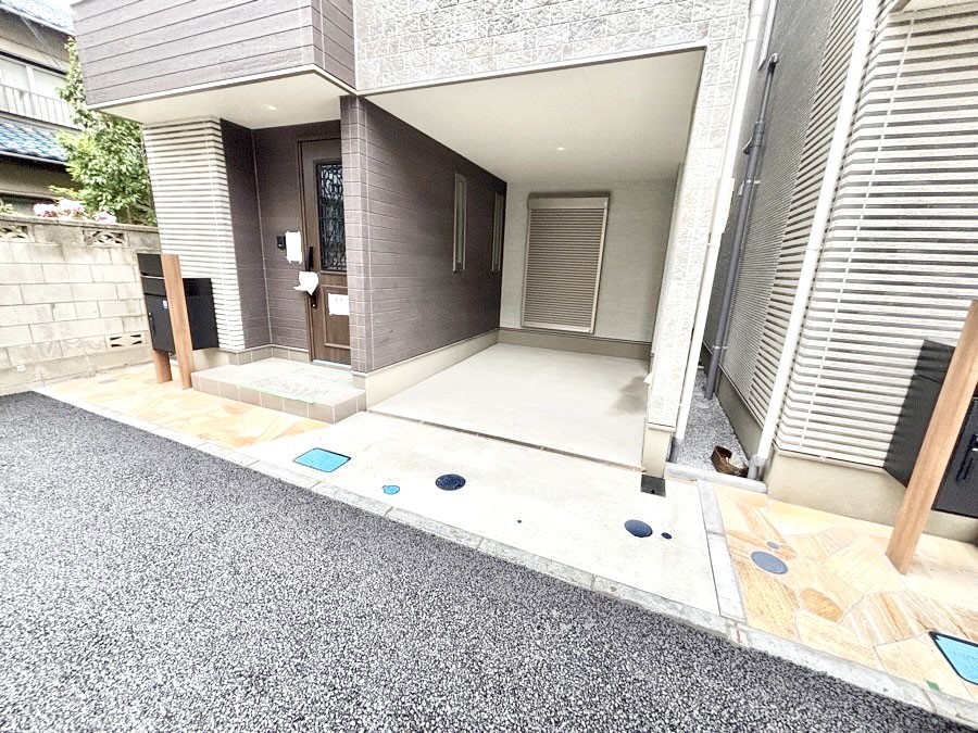  �����Ɍ������Ȃ����ԃX�y�[�X�B