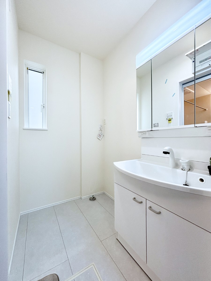 ���̑� ���������Ă���̂Ŏ��C�̑����ꏊ�ł����C���\���s���܂��B�����̐g�x�x���C�����ǂ��I