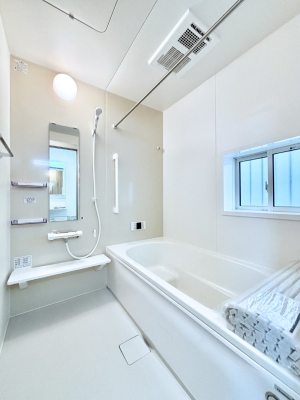 ���� ����̔�����₷��؂ȃo�X�^�C���B�������Ƃ����C���y����Ŕ����Ƃ肽���ł��ˁI  