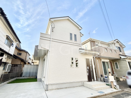 ���n�O�ώʐ^ �����Ղ�̗z���ƊJ�����ɕ�܂�閾�邢�Z�܂�