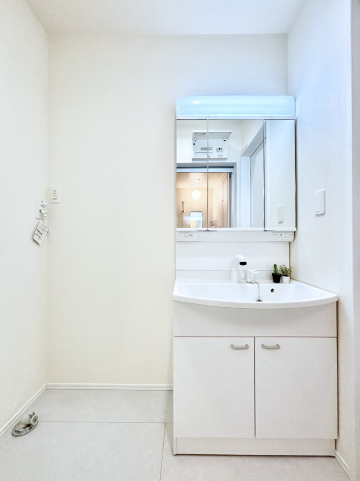 ���ʑ�E���ʏ� �傫�����₷���O�ʋ��Ő�����������ʑ�́A�g�����Ȃ݃`�F�b�N�┧�̂������ɂ������߂ł��B 