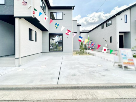  �����Ɍ������Ȃ����ԃX�y�[�X�B