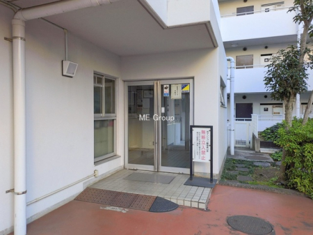 �G���g�����X -