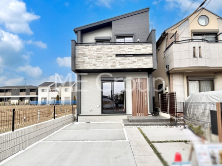 ���n�O�ώʐ^ �������ꂽ�O�ρA�㎿�ȏZ��Ԃ��L���鎺���͉i�����S���ĉ߂�����Z���ł��B 