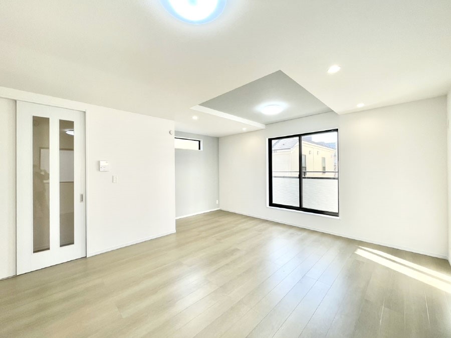 ���r���O ���r���O�K�i���Ƒ��̏Ί�Ɖ�b���Ȃ��ł���܂�  