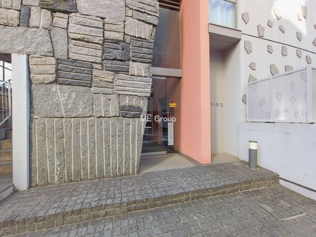 �G���g�����X -