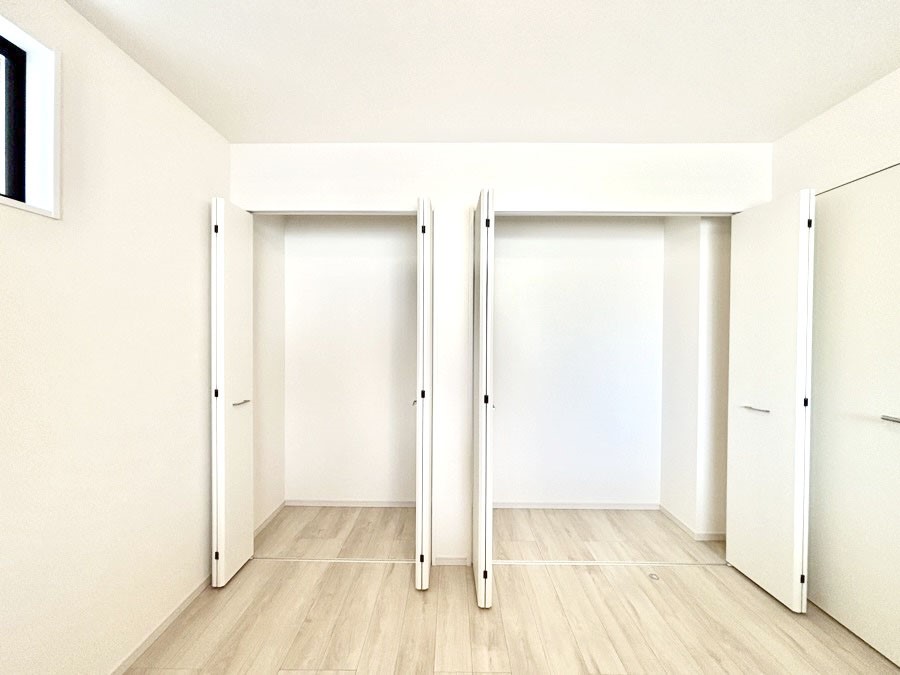 ���[ �����Ղ�̎��[�X�y�[�X�ŉ��K�ɕ�点���� 