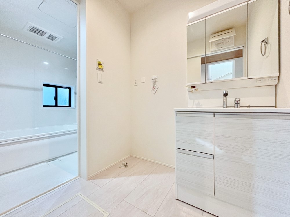 ���̑� �g�x�x���X���[�Y�ɂ����Ȃ���E�ߏ�B  