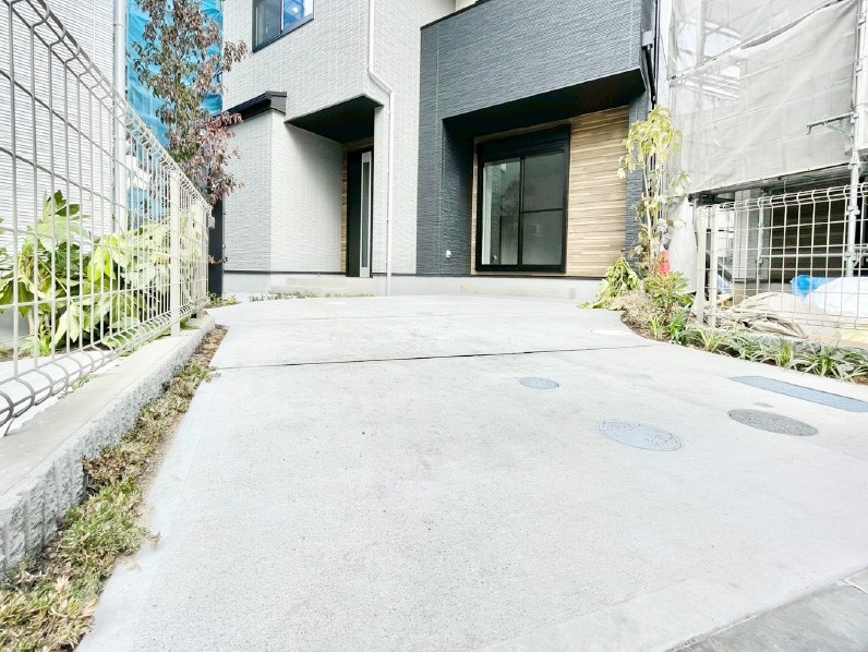  �����Ɍ������Ȃ����ԃX�y�[�X�B