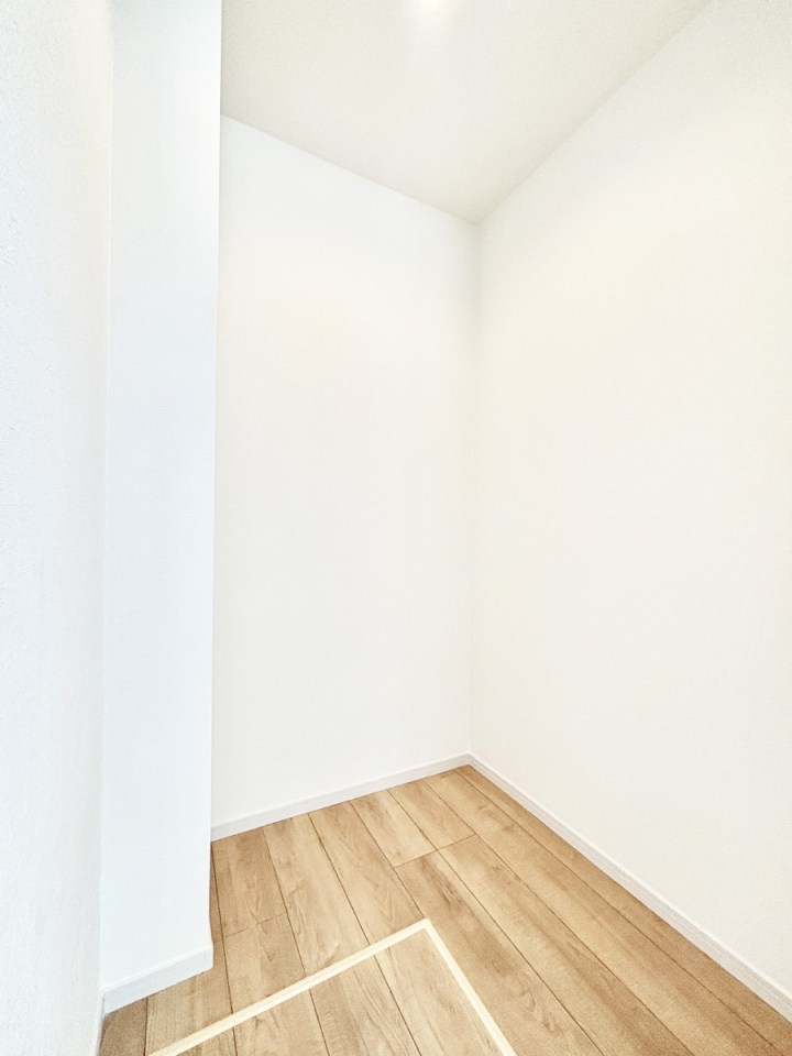 ���̑� �E�H�[�N�C���N���[�[�b�g�t���Ő�����Ԃ��L�����p�ł��܂��B