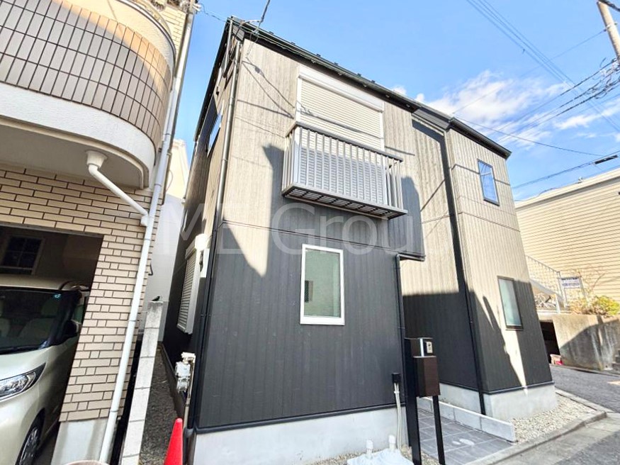 ���n�O�ώʐ^ �������ꂽ�O�ρA�㎿�ȏZ��Ԃ��L���鎺���͉i�����S���ĉ߂�����Z���ł��B 