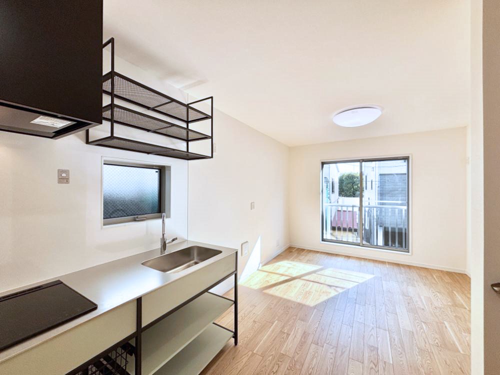 ���̑����� �Ƒ������R�ƏW�܂�e���̃X�y�[�X�ɂȂ肻��