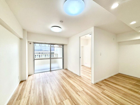 ���̑����� �傫�ȑ����炽���Ղ�̗z���ƕ����������郊�r���O  