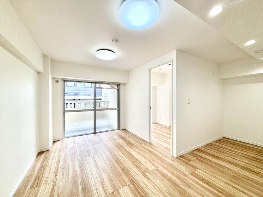 ���̑����� �傫�ȑ����炽���Ղ�̗z���ƕ����������郊�r���O  