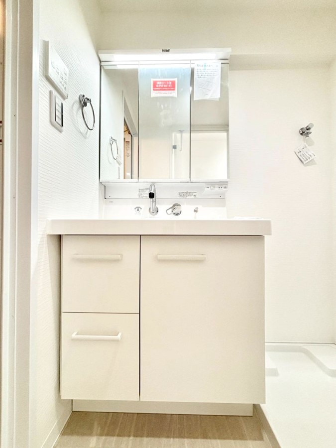 ���ʑ�E���ʏ� ������������ʉ��ώ��Œ��̐g�x�x�����K  