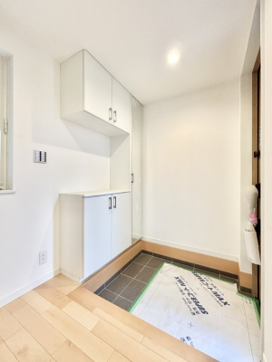 ���� ����I�𗘗p���āA���z�������������q�l�������ĂȂ��ł��܂��B