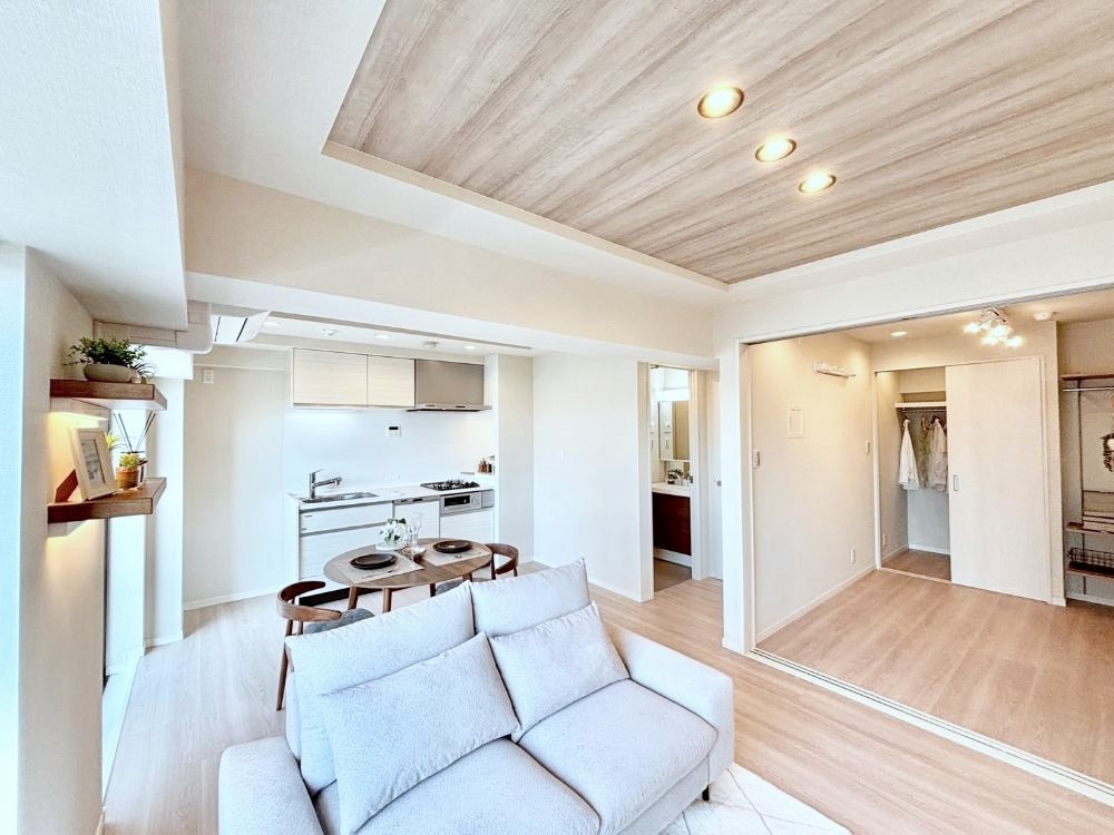 ���r���O �Ƒ��ꏏ�ɂ��H�����y���݂����Ȃ�L�X���r���O�_�C�j���O