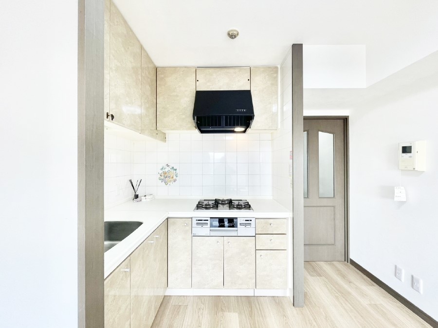 �L�b�`�� �����g���L�b�`��������A�g���₷�����������̂��₷���ɂ������܂����B