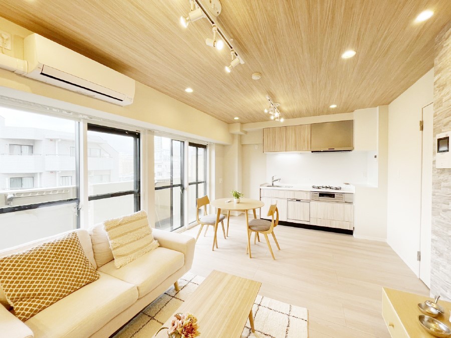 ���r���O �������������͋C�̂k�c�j�͉Ƒ��݂�Ȃ̉��K���