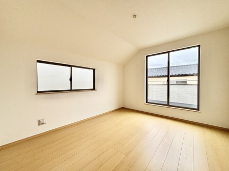 ���̑����� �o���R�j�[���J�������v���X���Ă����m��