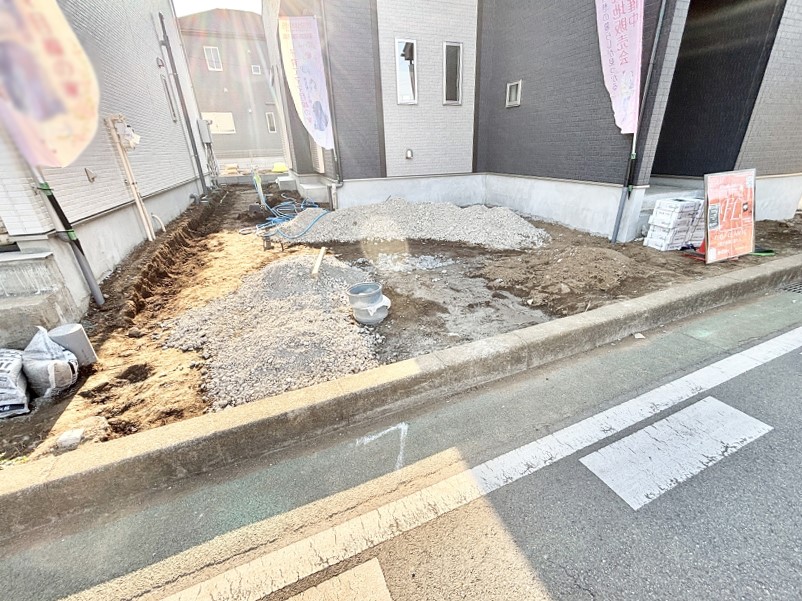  �����Ɍ������Ȃ����ԃX�y�[�X�B