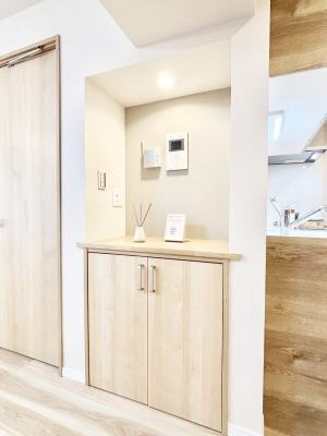 ���̑����� ���r���O�̃J�E���^�[�����[